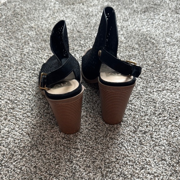 Diane Von Furstenberg Black Peep-Toe Heels - Picture 2 of 3